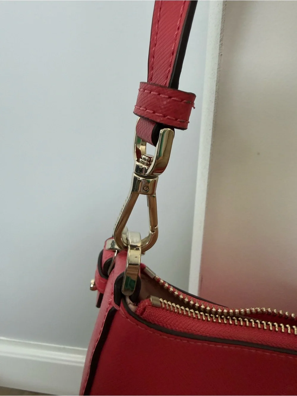 kate spade staci crossbody in dark watermelon gelato VGUC